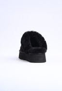 Bota Mule Whistler com Pelúcia Preta Upper